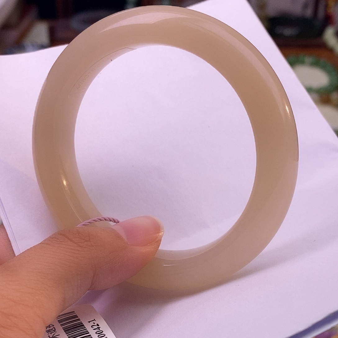 颈饰未镶嵌和田玉毕业级老坑料浓红粉厚装手镯55