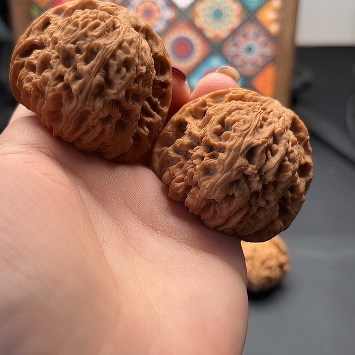 文玩核桃吊坠南疆45