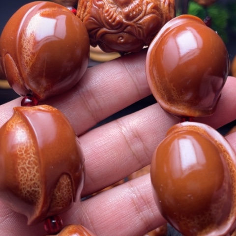 橄榄核手串/手链元宝富甲手持一条3.3左右