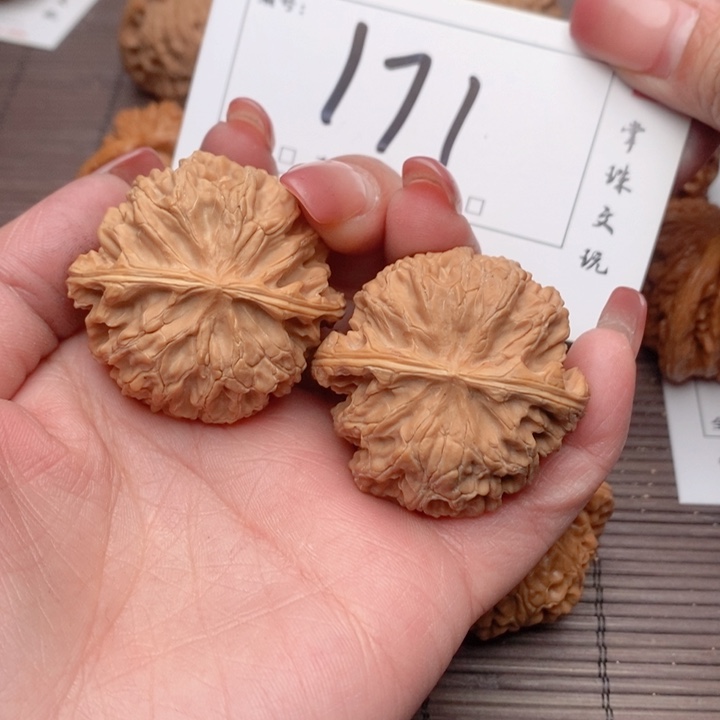 文玩核桃吊坠41苹果171