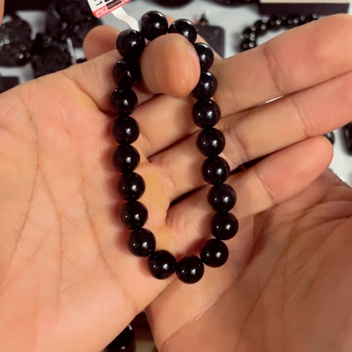 翡翠未镶嵌颈饰手串