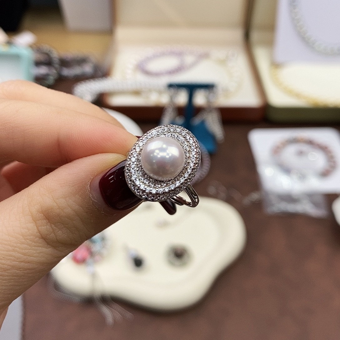 银S925镶嵌淡水珍珠戒指