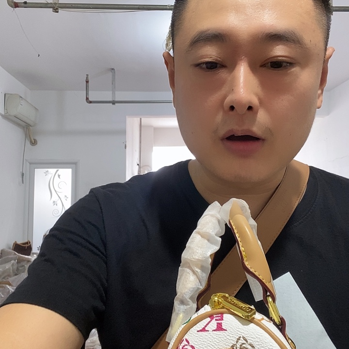 蚕丝PVC水牛皮（革）小牛皮（革）牛皮纸