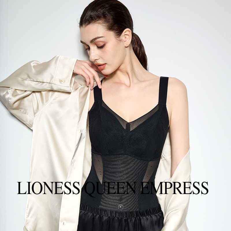 薄杯免穿文胸大胸显小侧收调整型塑身上衣