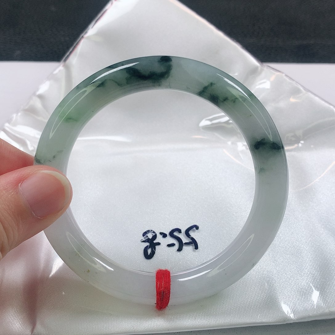 未镶嵌手镯（圆镯）翡翠340