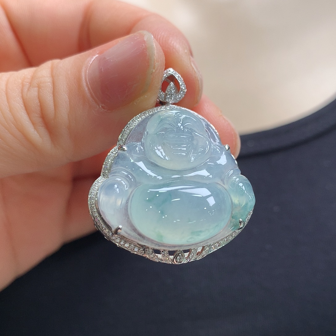 翡翠18K金镶嵌颈饰佛公