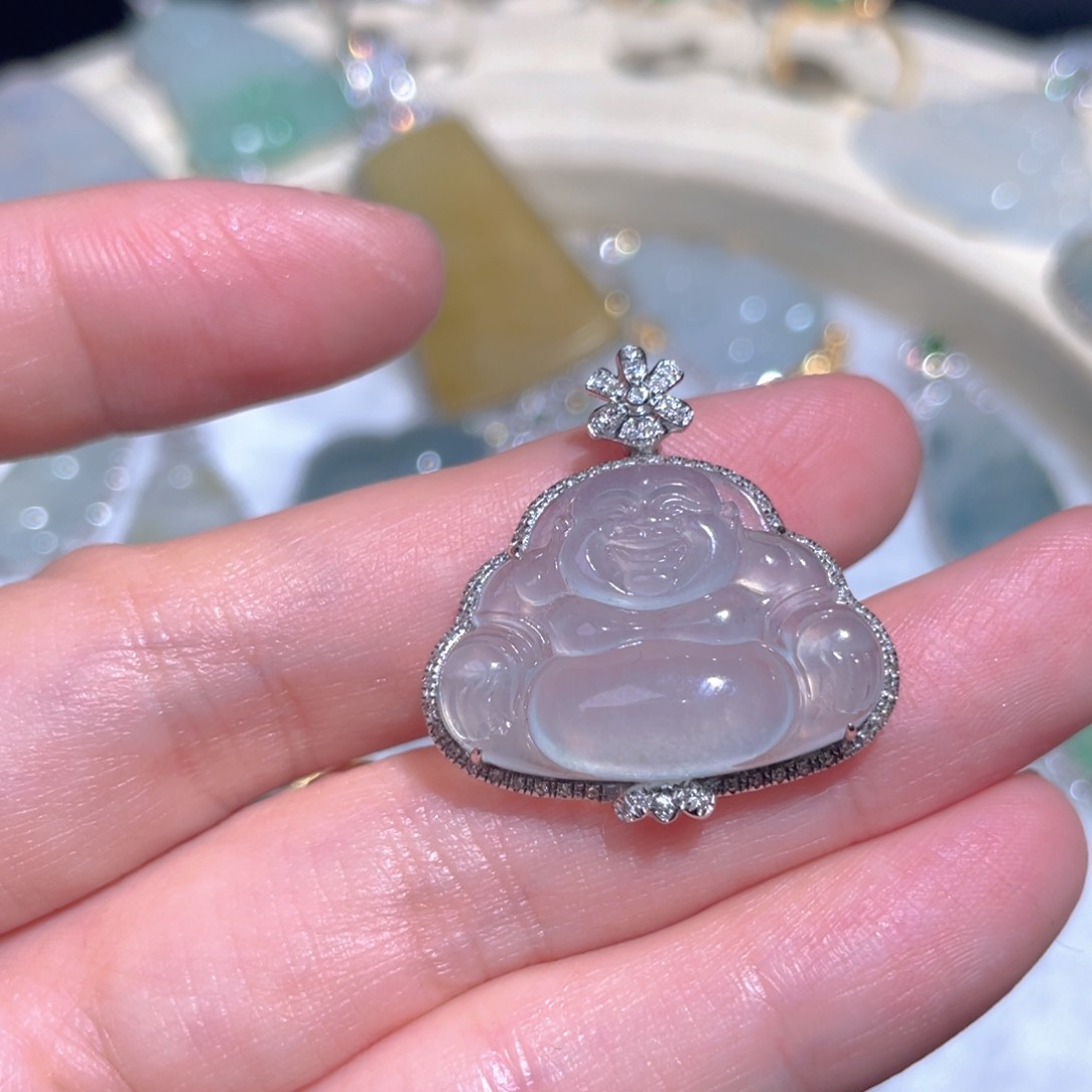 翡翠颈饰18K金镶嵌翡翠