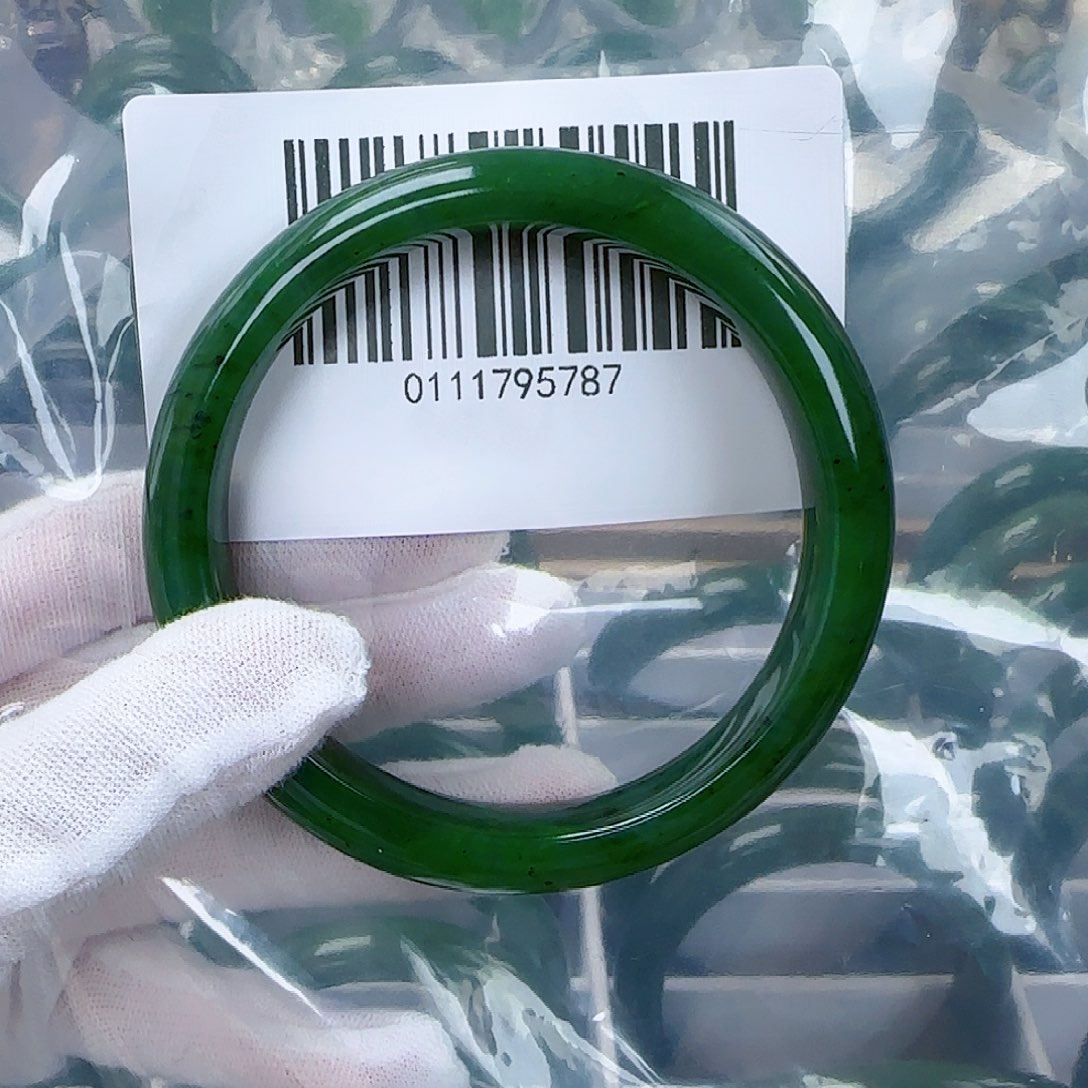 和田玉（碧玉）手镯未镶嵌64