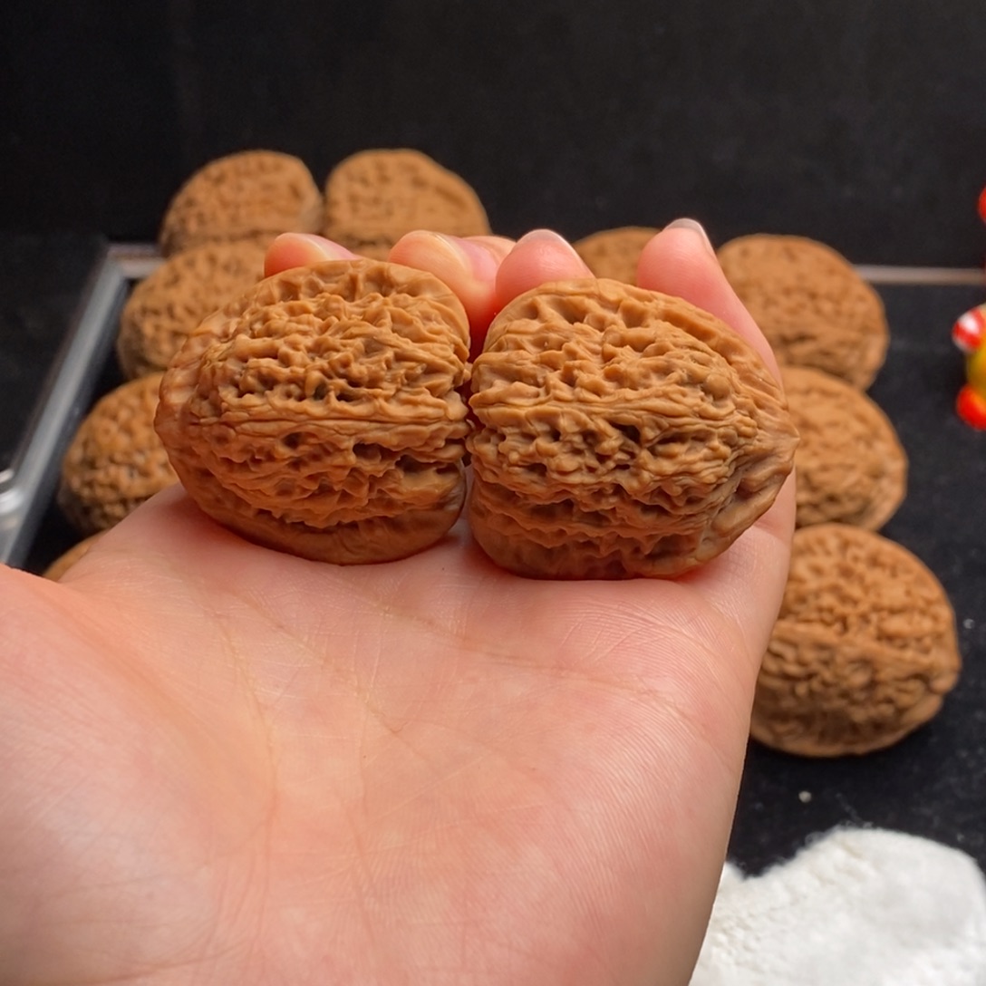 文玩核桃吊坠沈哈哈笑