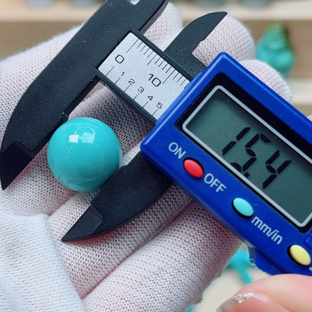 绿松石未镶嵌珠宝