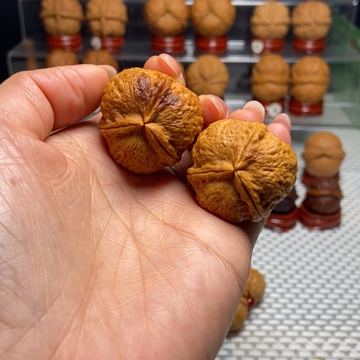 文玩核桃把件13满天星三棱