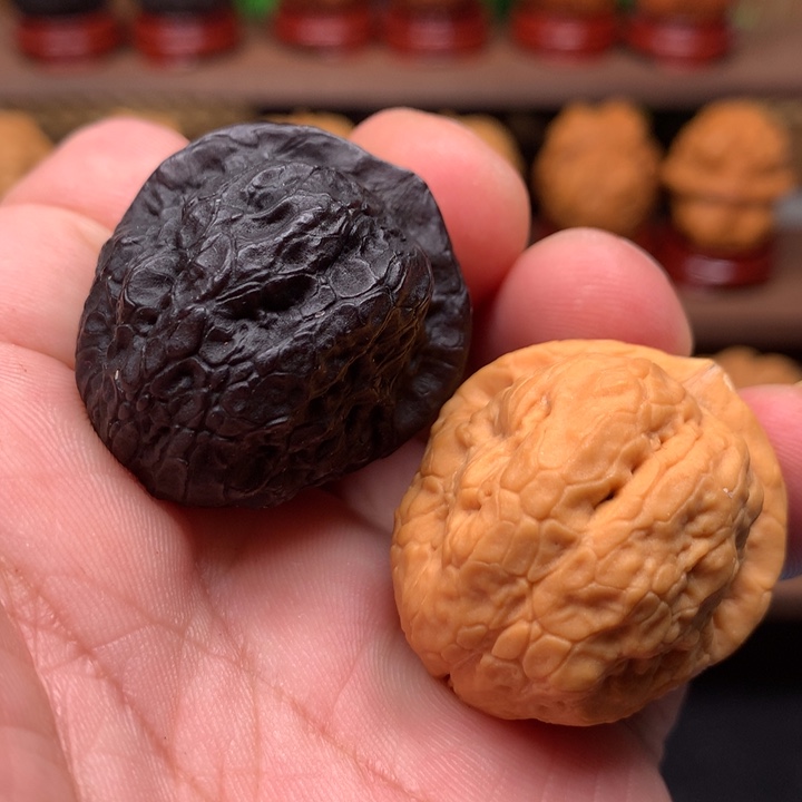 文玩核桃吊坠黑金蛤蟆