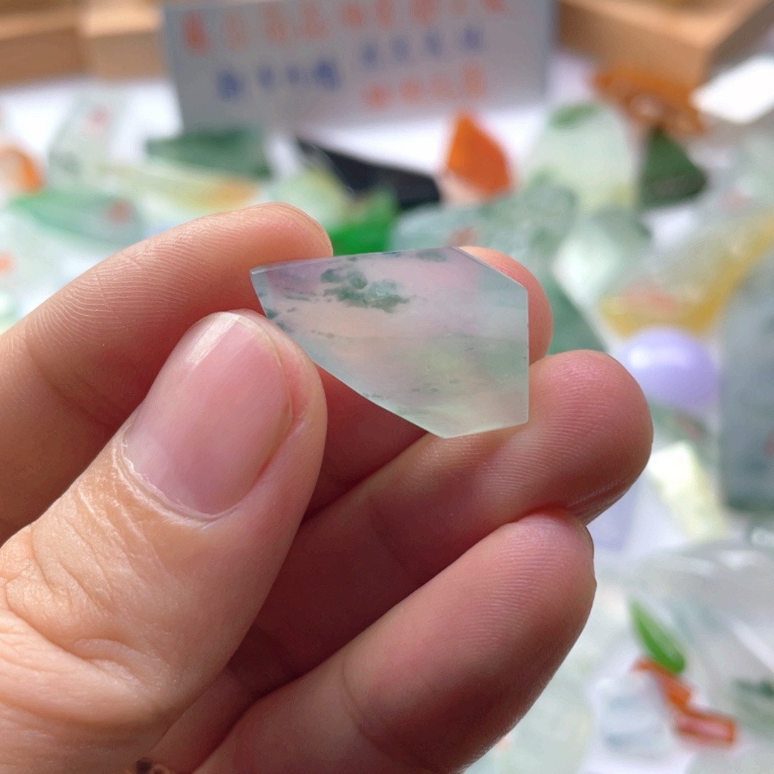 定制翡翠未镶嵌天然缅甸翡翠