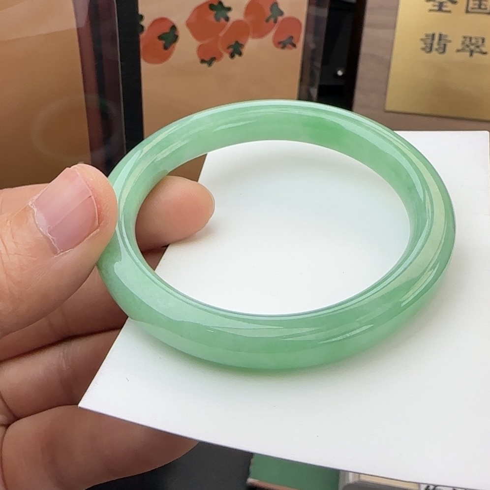 满绿 53贵妃天然A货翡翠手镯