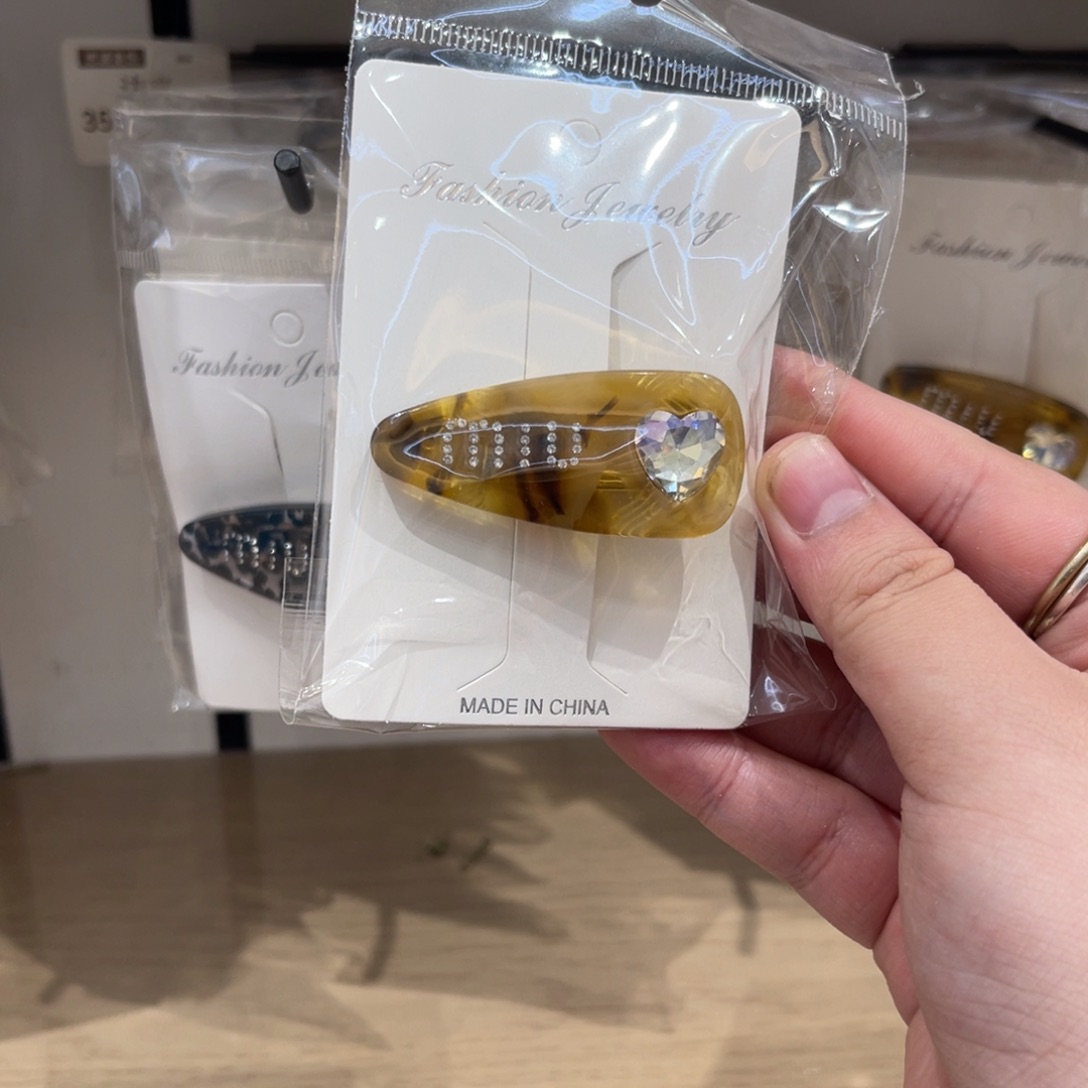 醋酸非金属加厚爱心锆石边夹