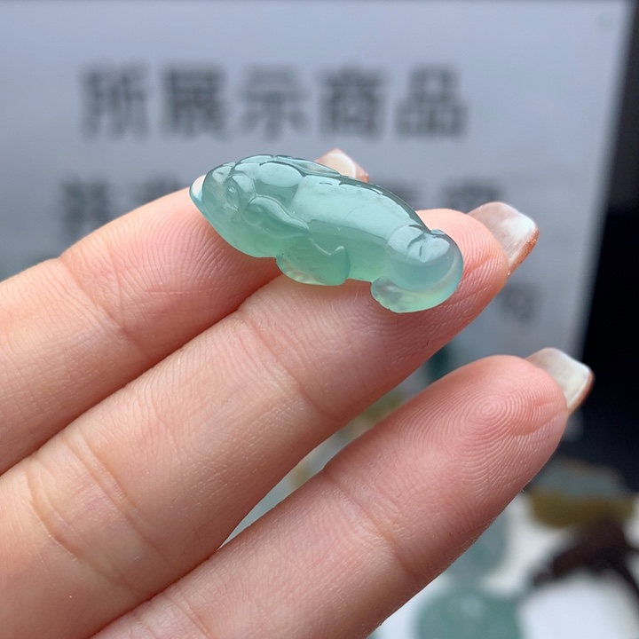 定制翡翠未镶嵌天然翡翠