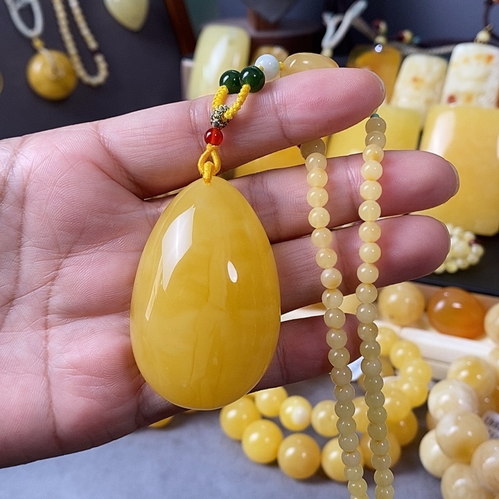 琥珀未镶嵌裸石水滴