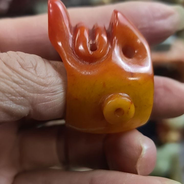 和田玉（糖玉）未镶嵌挂件