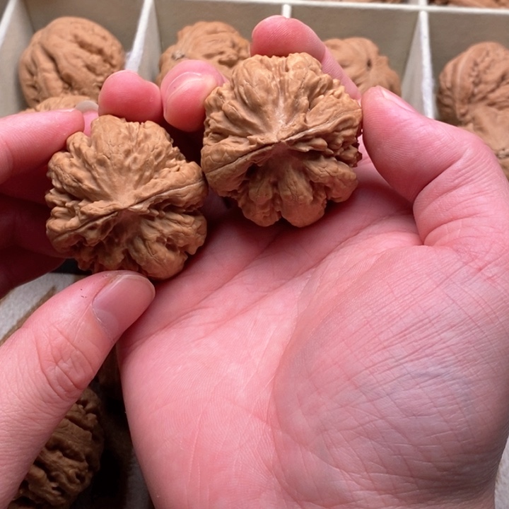 把件文玩核桃雷*