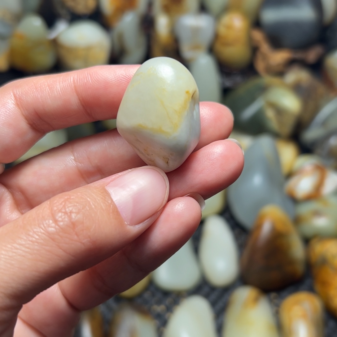 和田玉（青玉）8未镶嵌