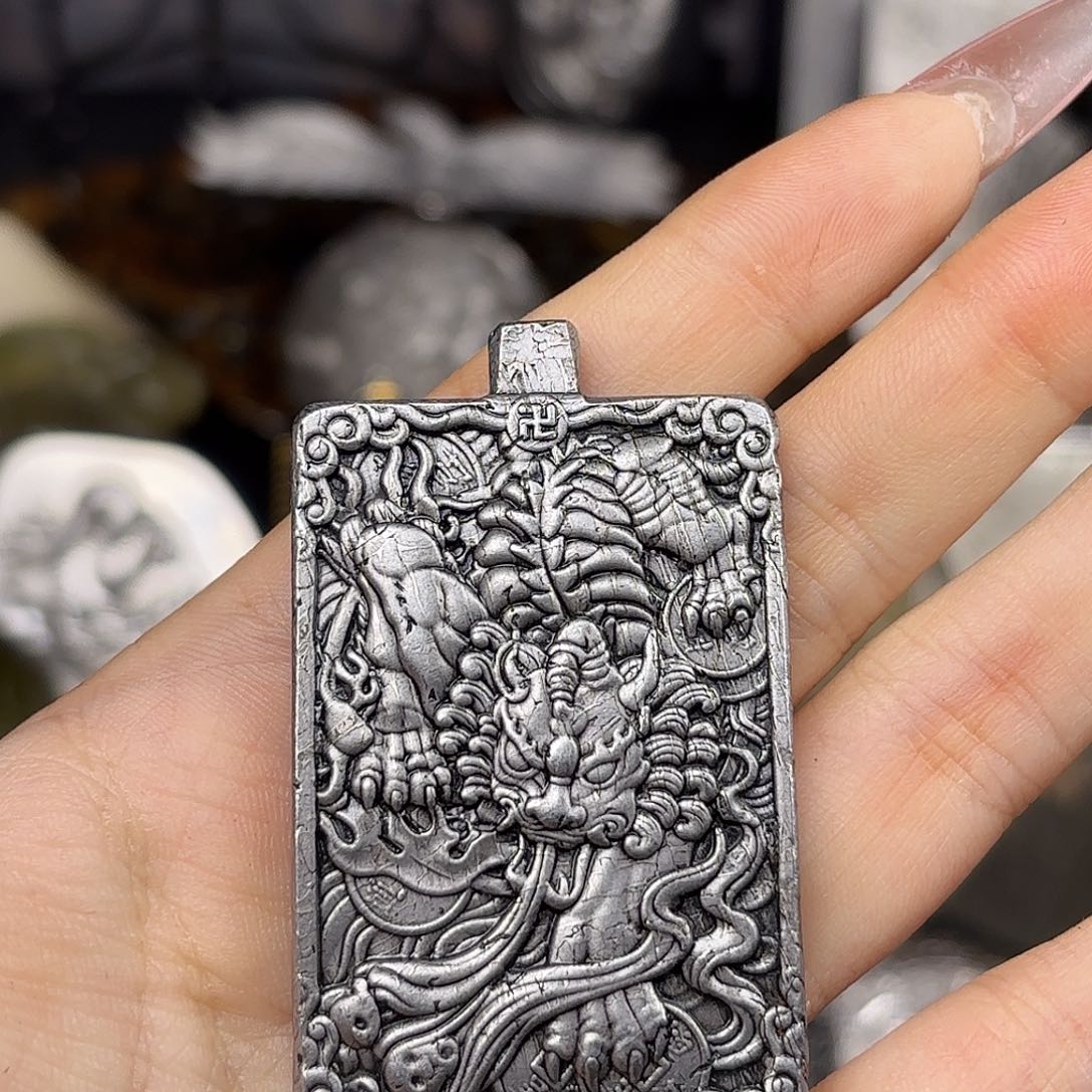 神***人铁合金新疆阿勒泰铁陨