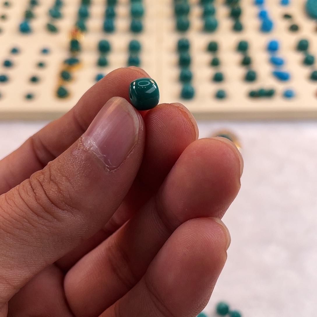 绿松石未镶嵌耳饰