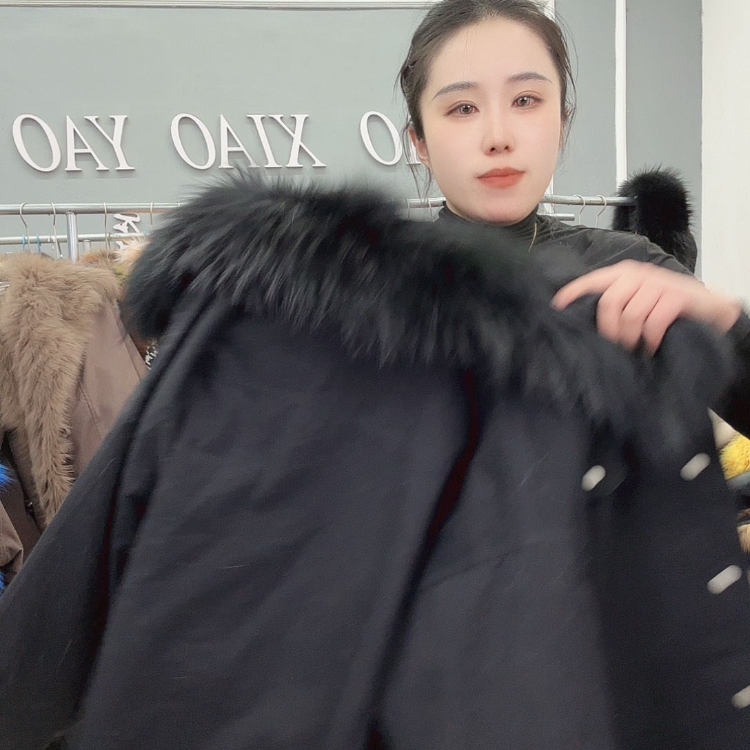 姚小妖家高端皮草