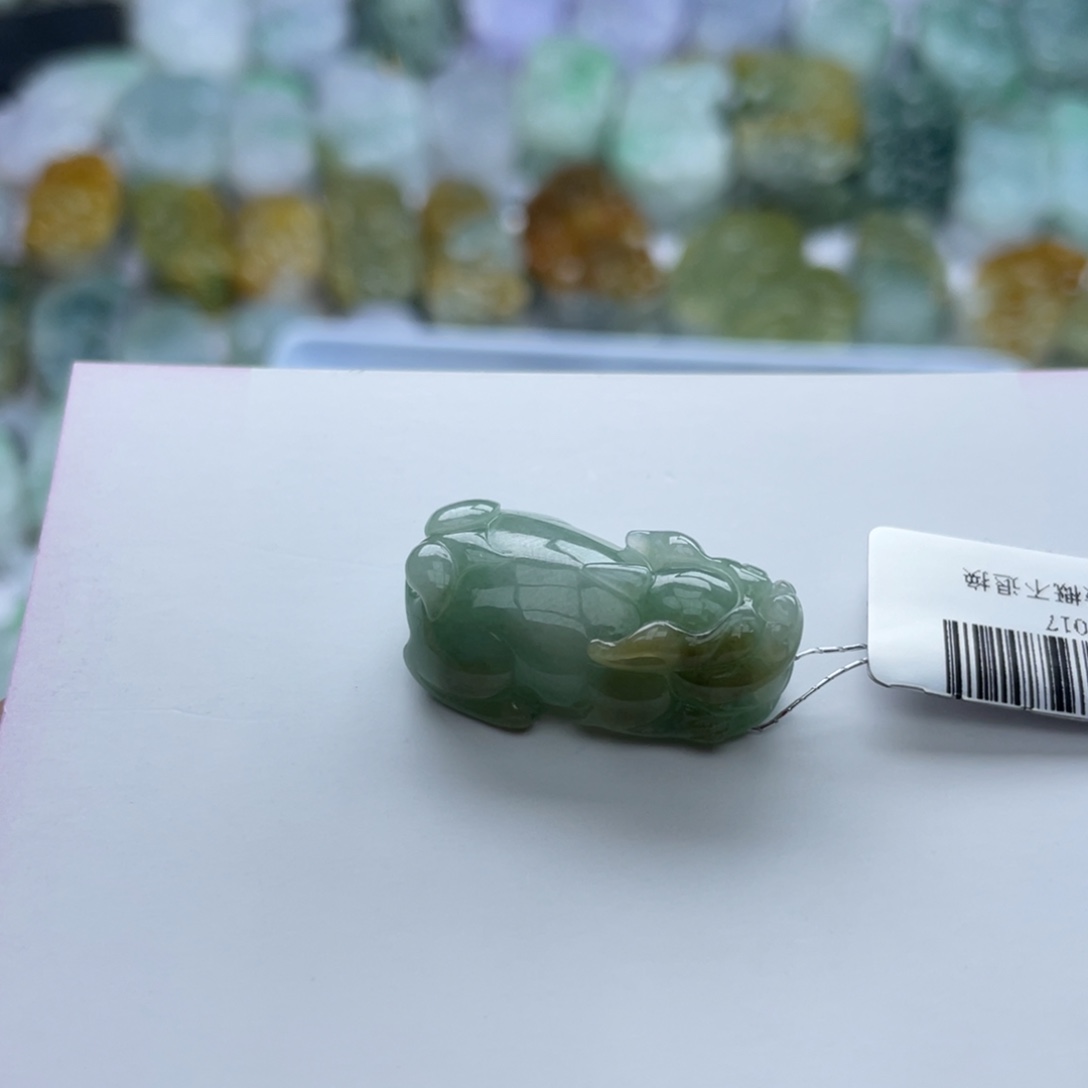 翡翠颈饰未镶嵌晚****✨貔貅