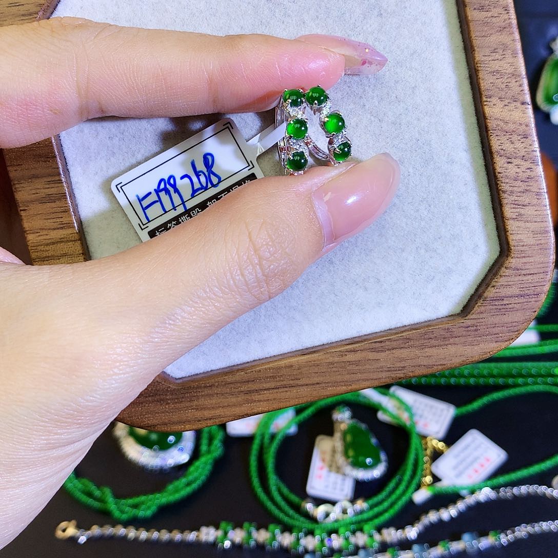 翡翠耳饰银S925镶嵌天然翡翠耳包