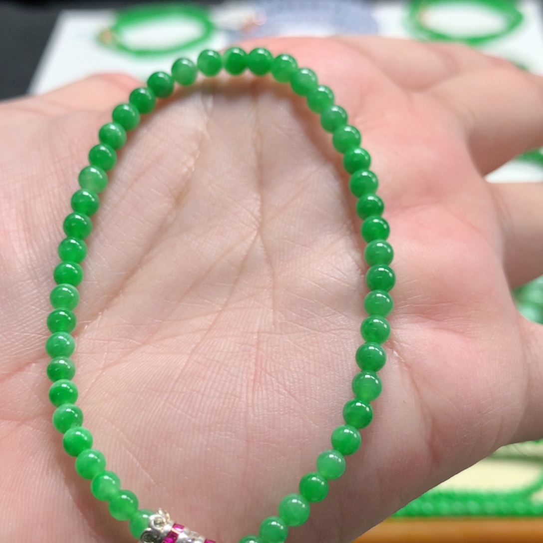 翡翠未镶嵌手链翡翠