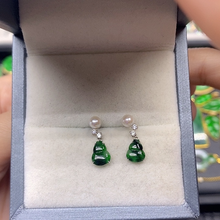翡翠耳饰18K金镶嵌天然翡翠