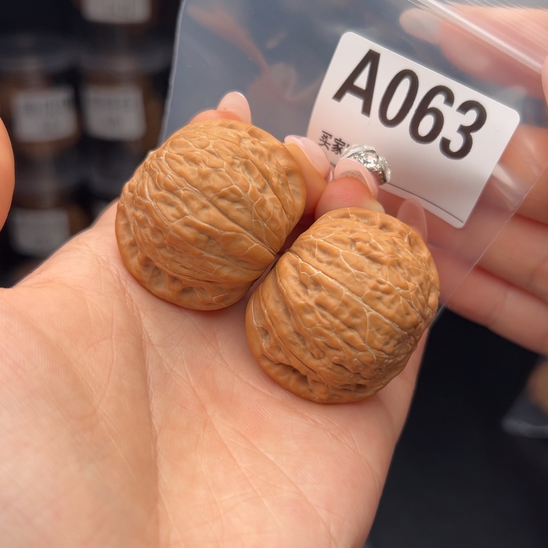 文玩核桃吊坠铁锤40全品