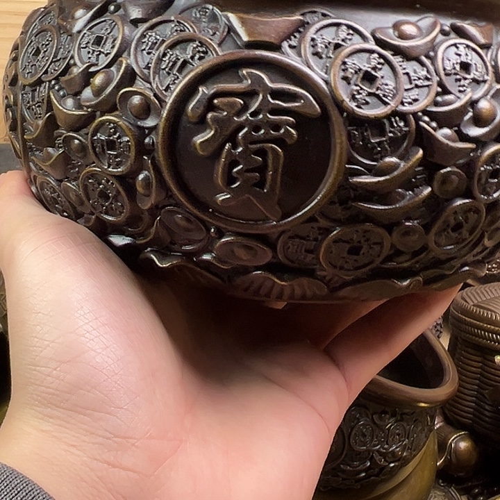 精美铜器，点击下单