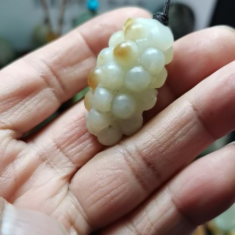 和田玉（糖玉）未镶嵌颈饰