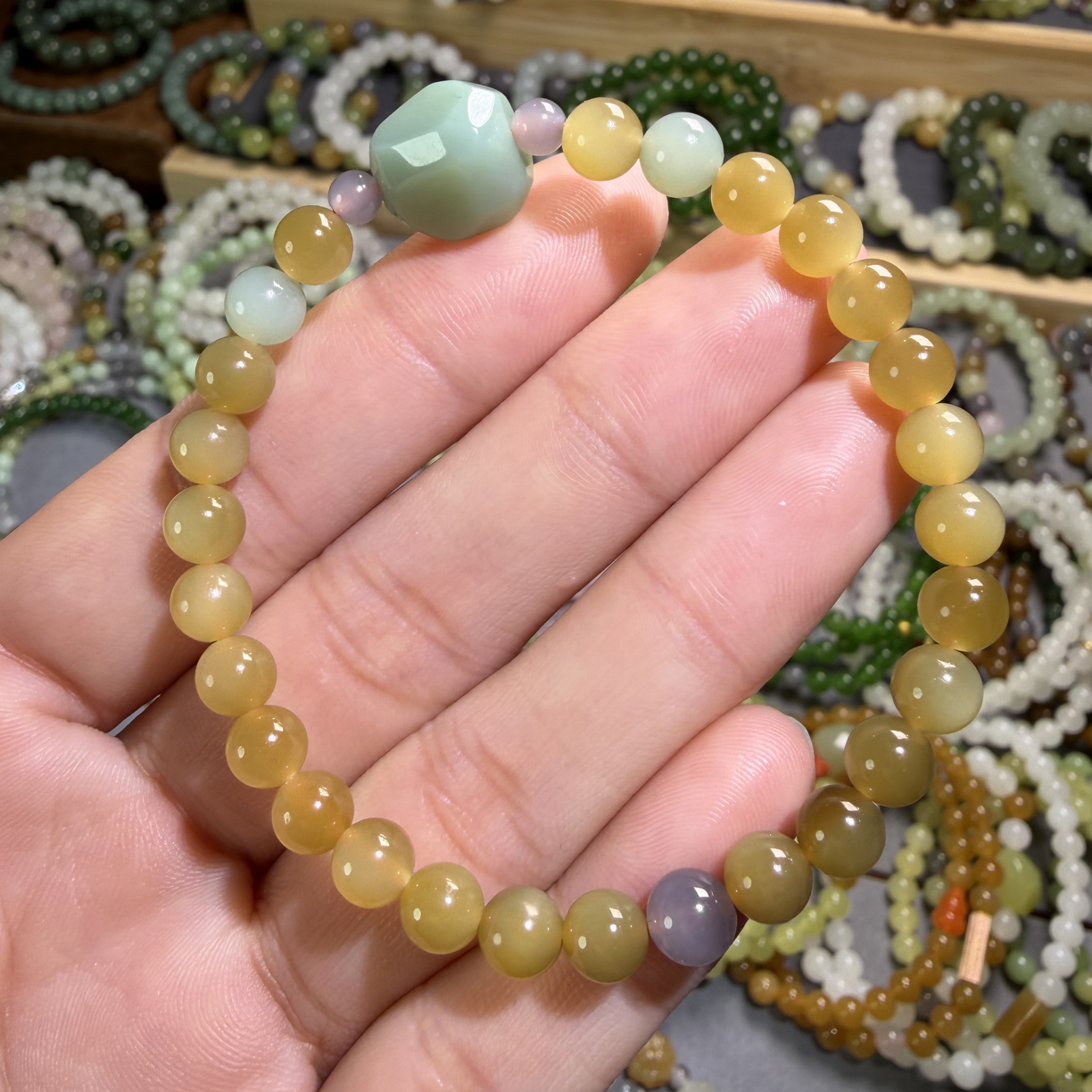 新疆且末黑羊洞碧玉金猫6mm手链+粉青顶珠原创设计轻奢百搭女款