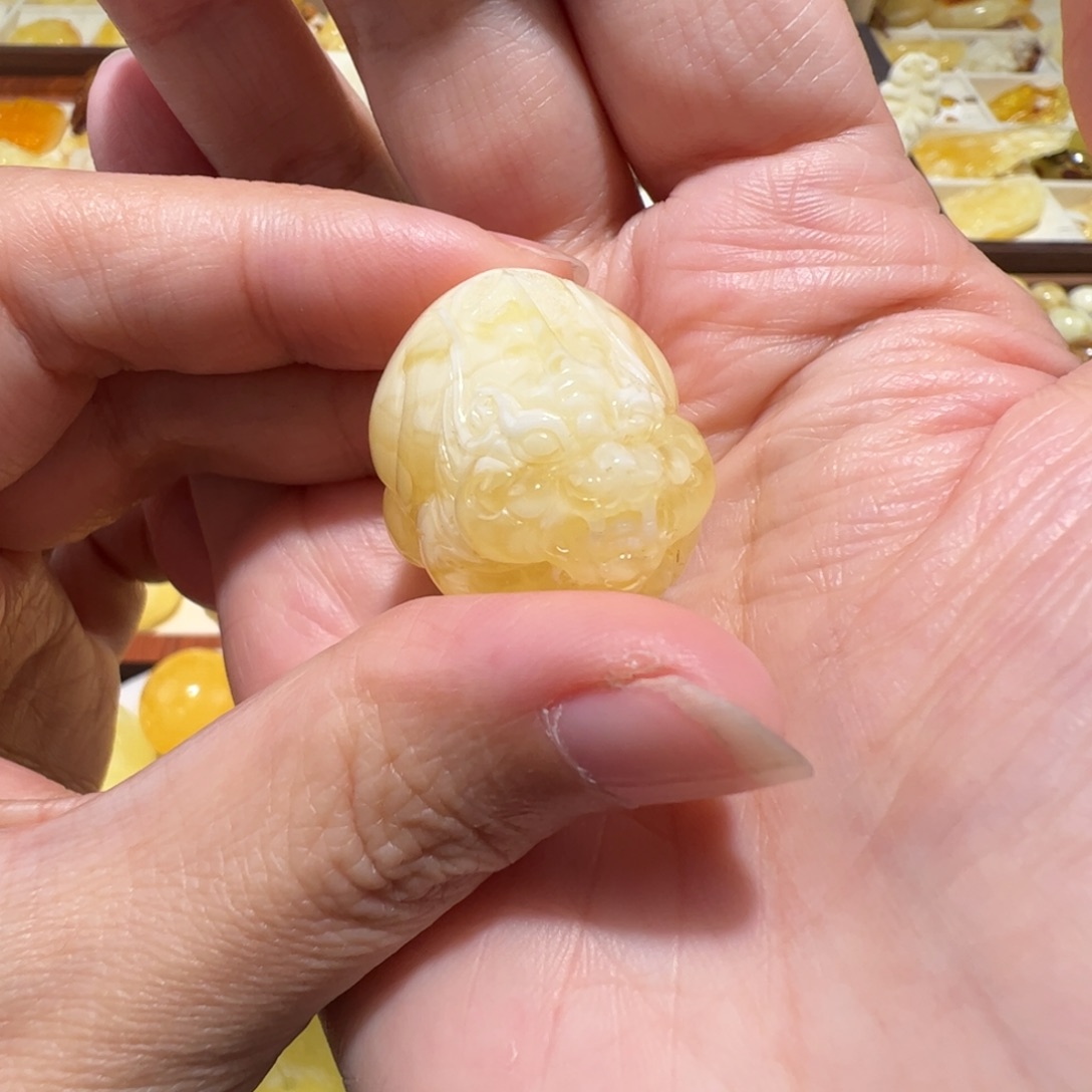 琥珀未镶嵌裸石蜜蜡