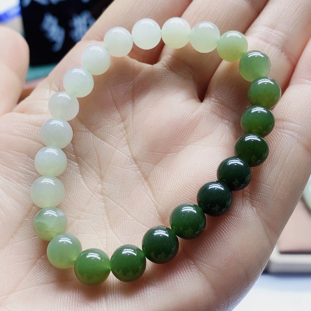 透闪石质玉手串未镶嵌