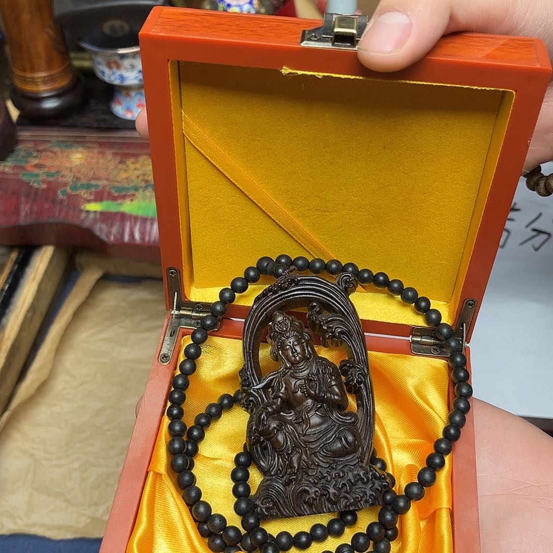 大叶紫檀（黑酸枝木类）