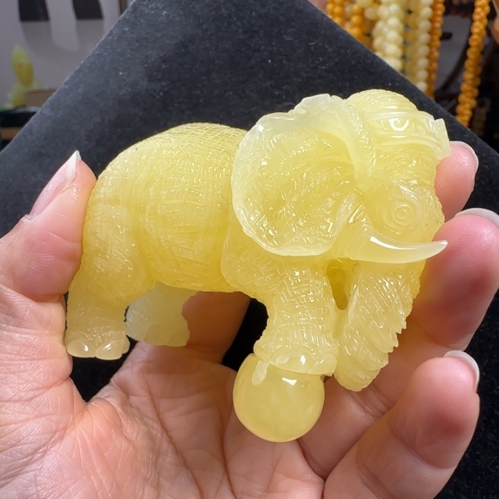 蜜蜡珠宝奇石未镶嵌