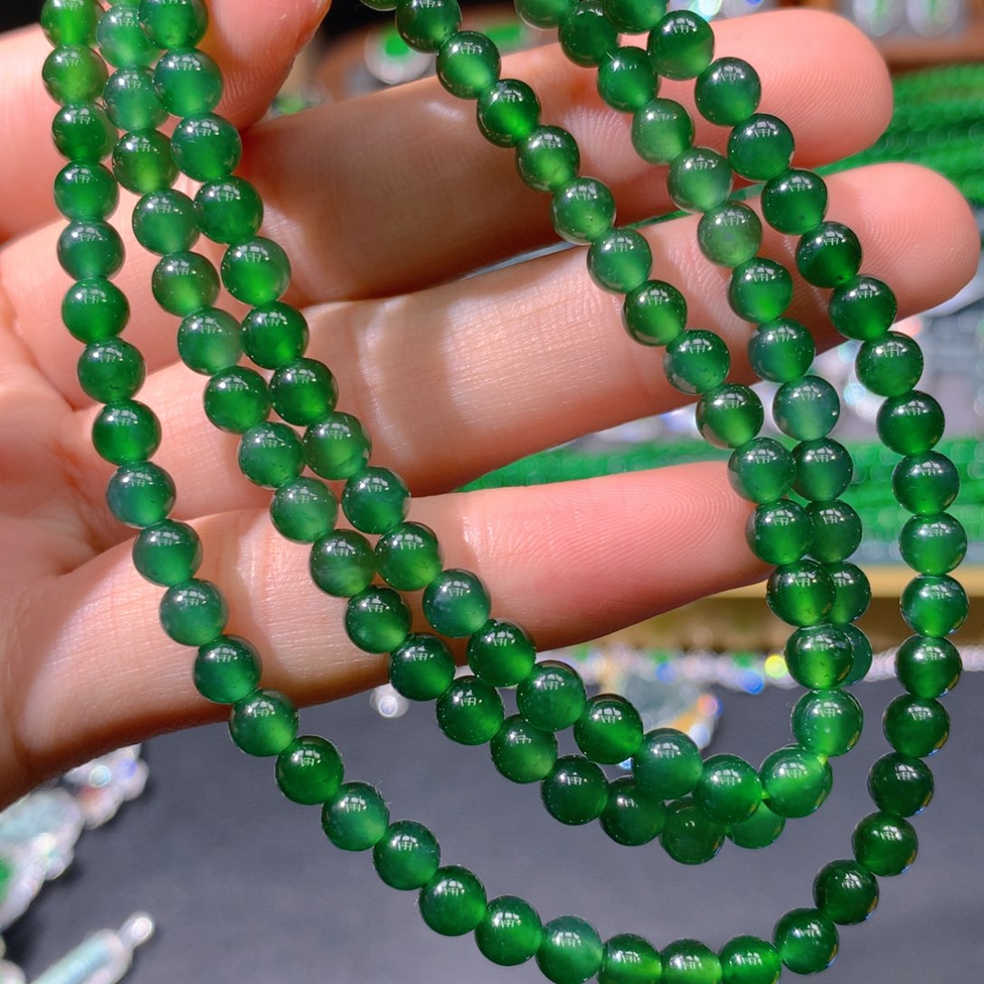 翡翠手链未镶嵌天然翡翠