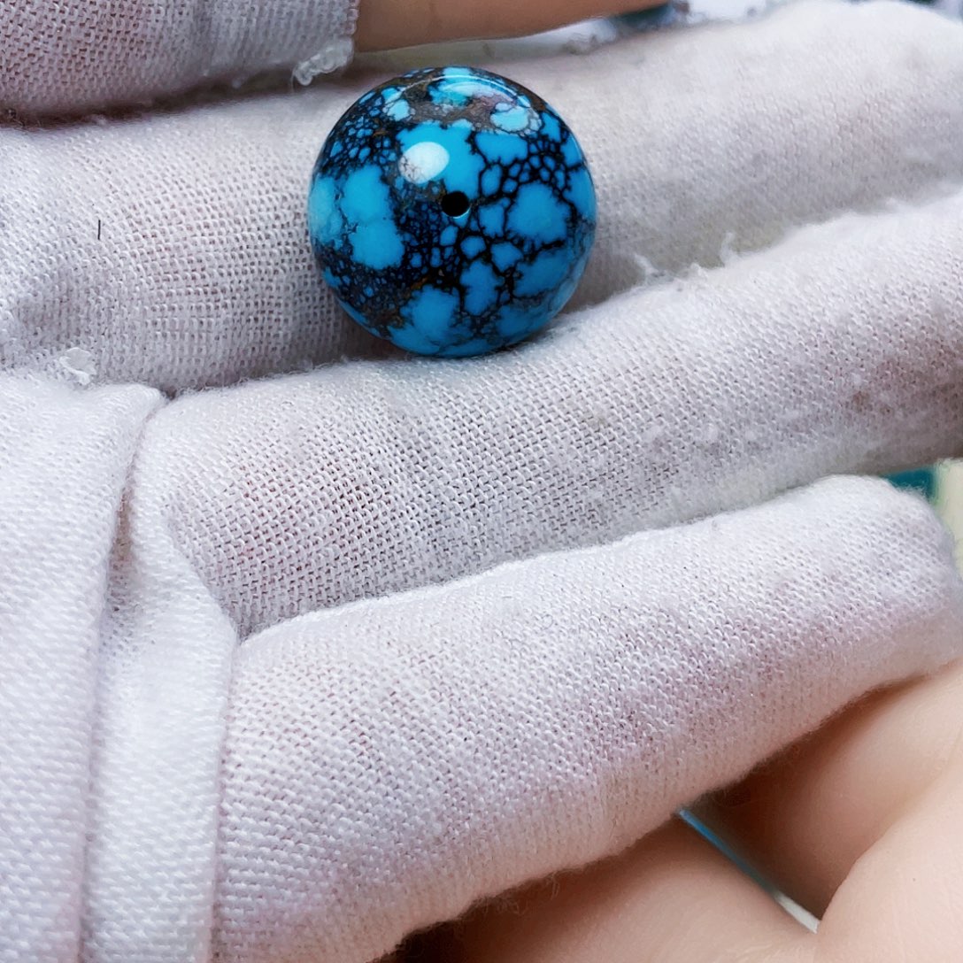 绿松石未镶嵌饰品