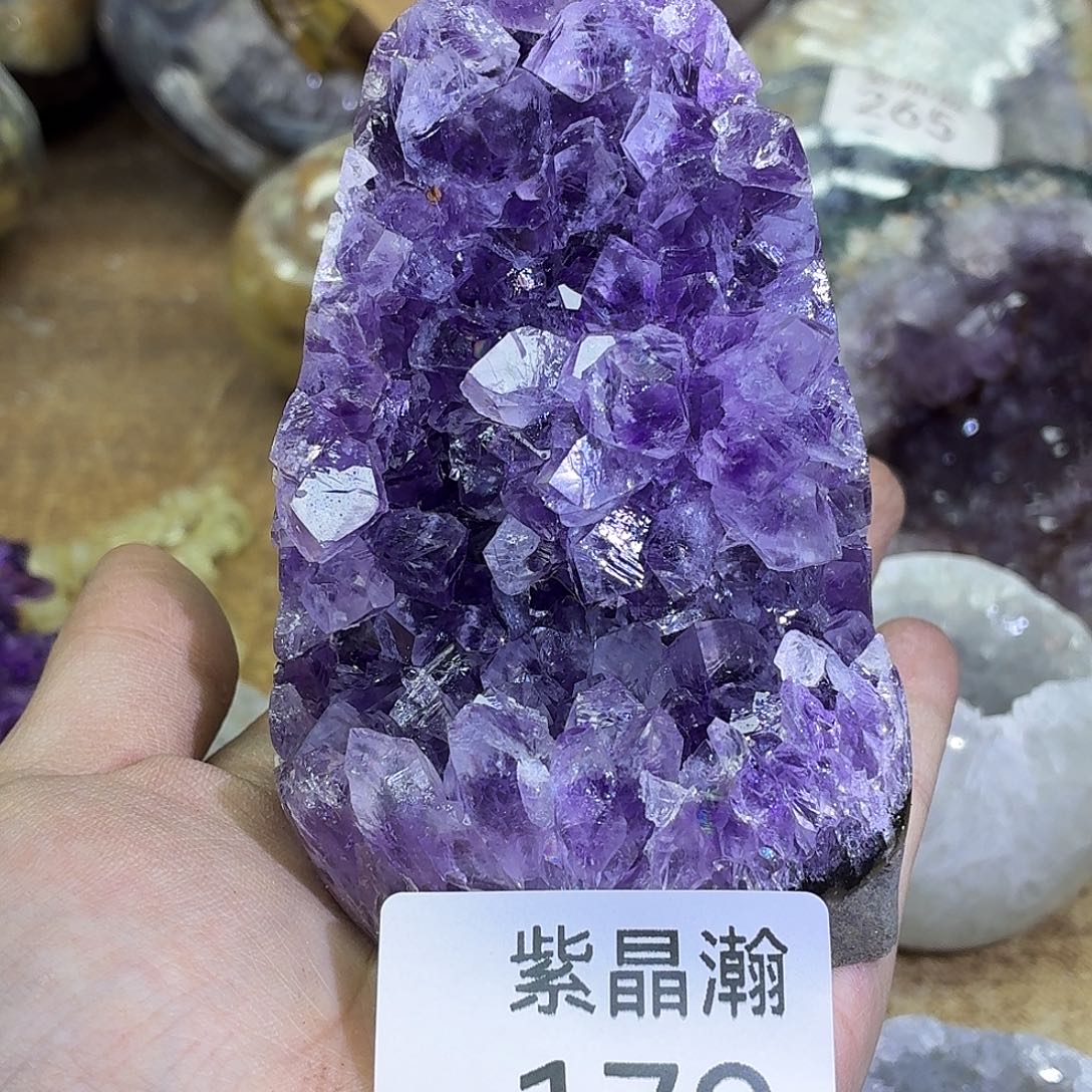 水晶大型摆件（非配饰）未镶嵌