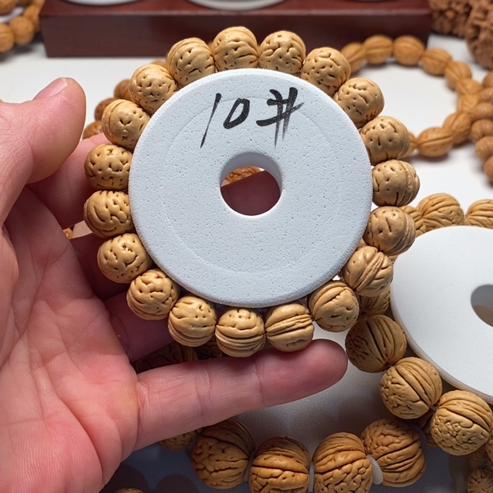 c***.吊坠桃核精品桃核手串肌肉