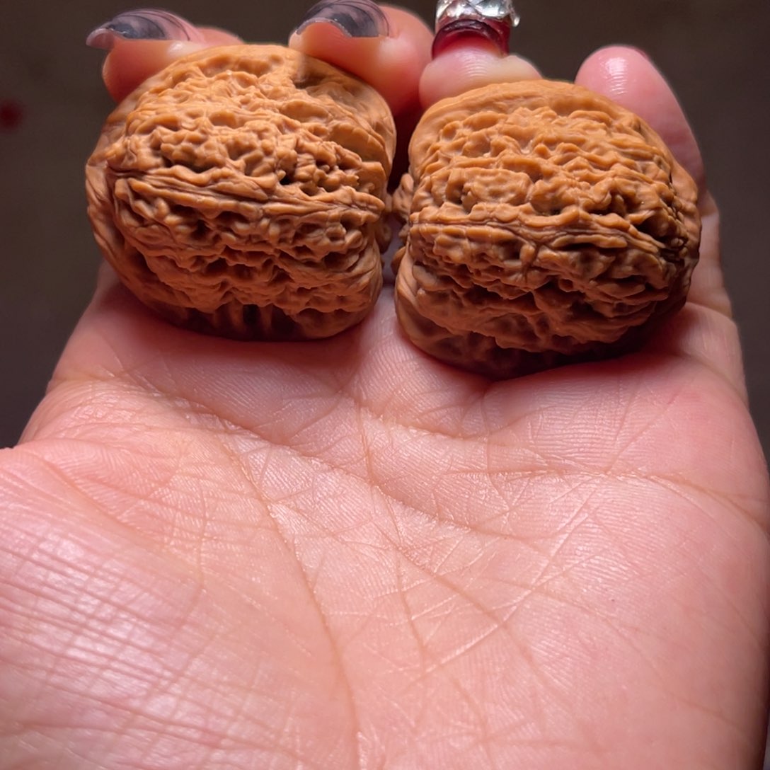 文玩核桃把件晴****生南疆