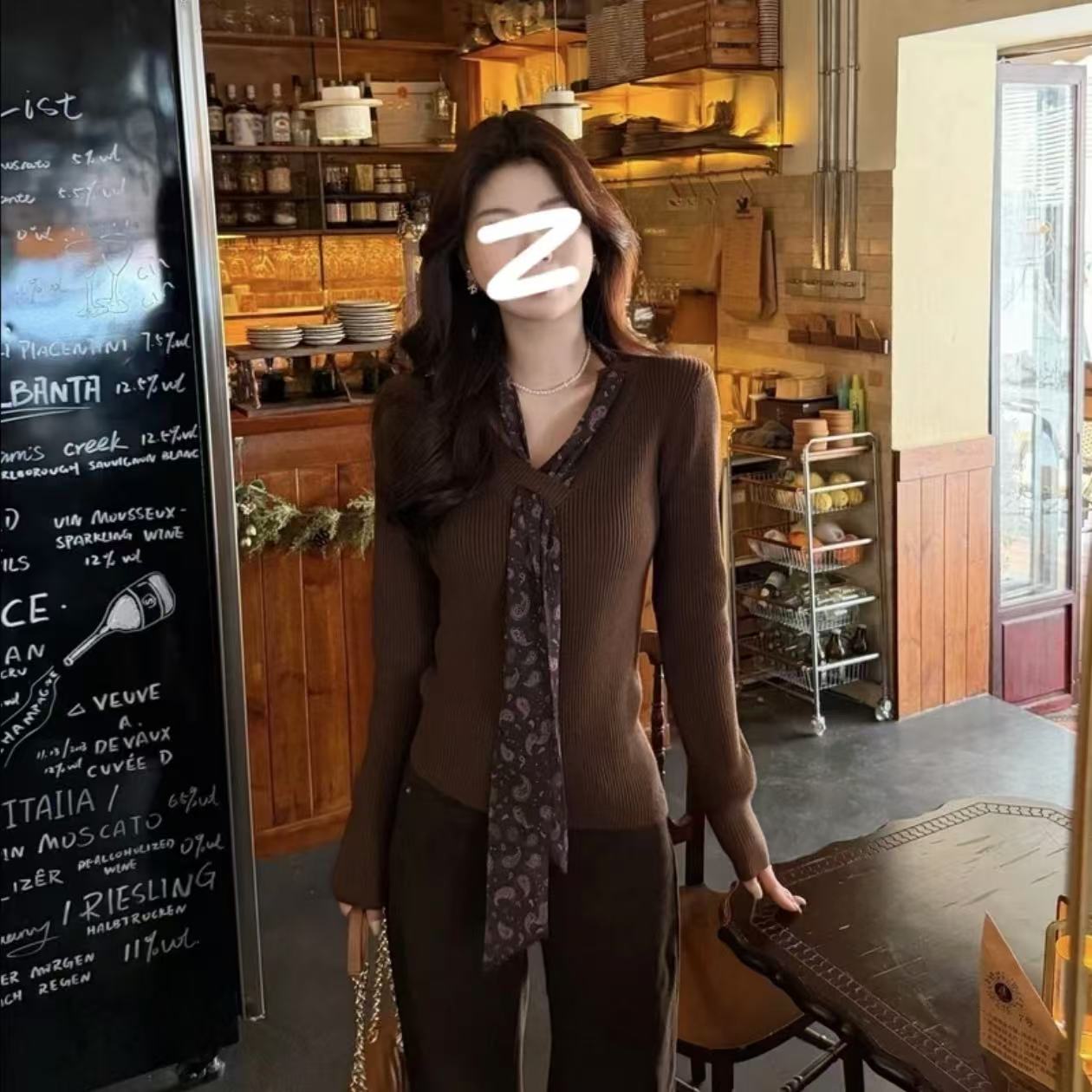 2025秋冬新款韩系甜美飘带v领内搭复古修身收腰显瘦长袖百搭上衣