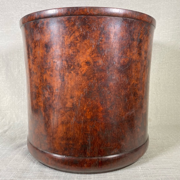 当代仿制黄花梨木笔筒复古木质高16.5宽18厘米