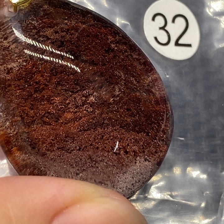 豆***圆颈饰水晶未镶嵌水晶