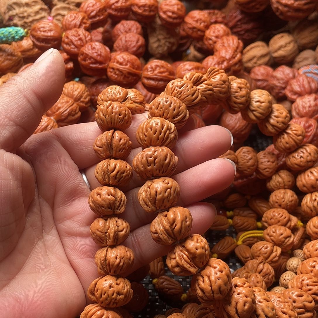 ζ***ヾ文玩核桃手串蟠桃核