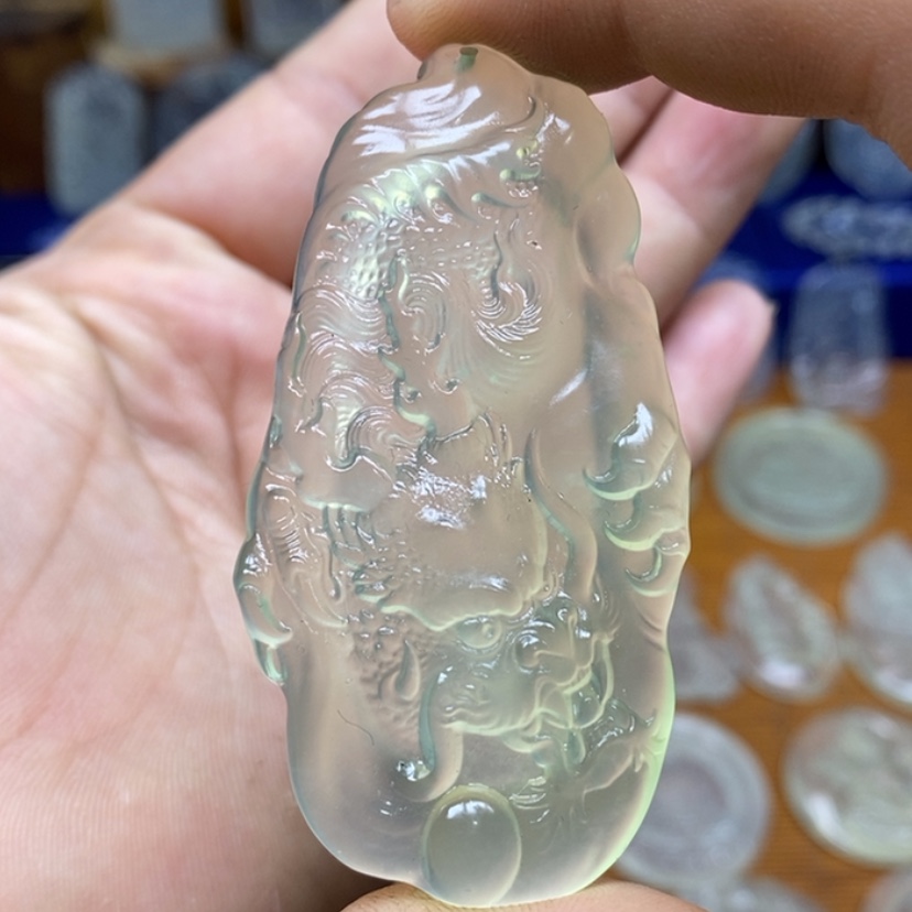【闪购商品】蛇纹石玉颈饰未镶嵌