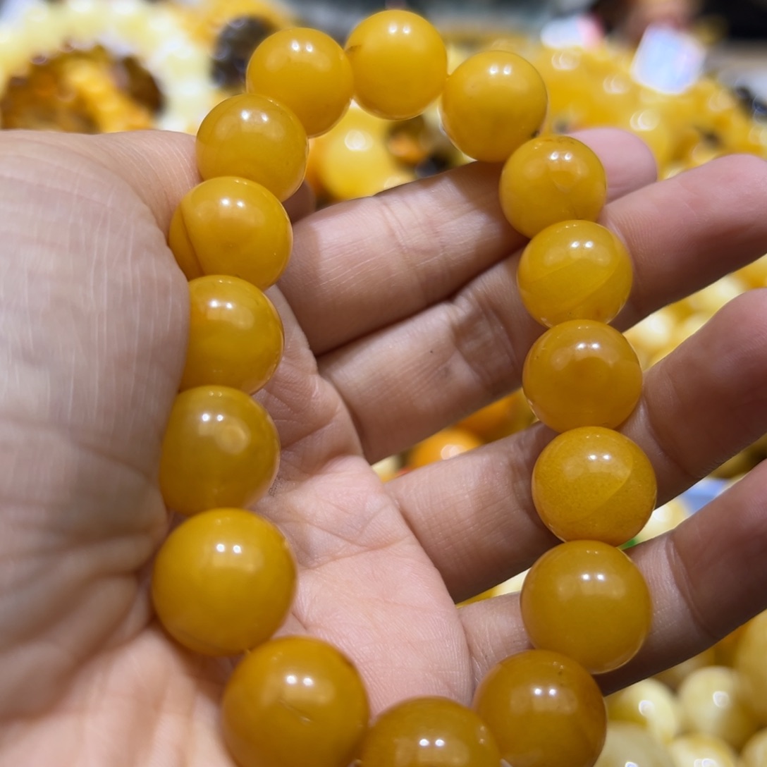 琥珀珠宝奇石未镶嵌